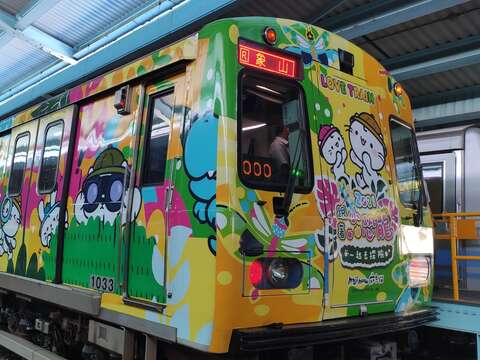 小恐龍探險親子彩繪列車