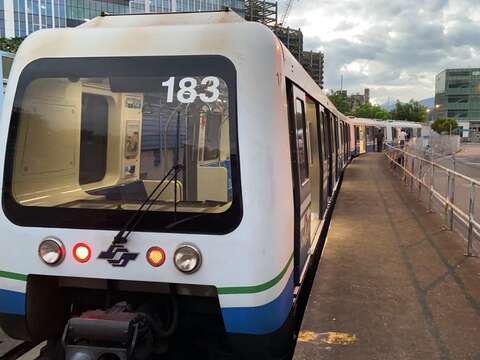 MRT Wenhu Line Train Cabins Undergo Revamp