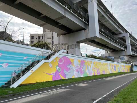 環騎台北組(66公里)-打卡點 南湖左岸河濱公園-臺北新畫堤(堤壁彩繪)