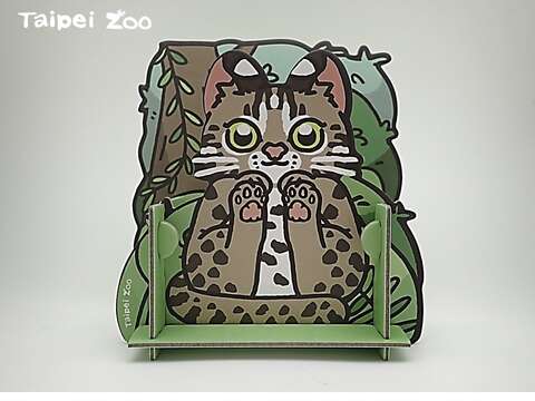 只要在活動期限內使用動物園濾鏡特效發佈於個人限時動態，並在發佈24小時內前往貓纜動物園園南站出示限時動態畫面，即可兌換可愛石虎置物架