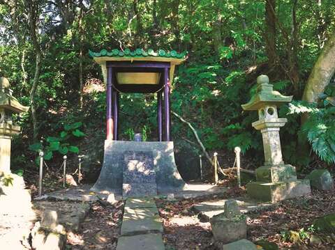 Yuanshan Water Shrine marks the modern infrastructure left behind by the Japanese in Taiwan.