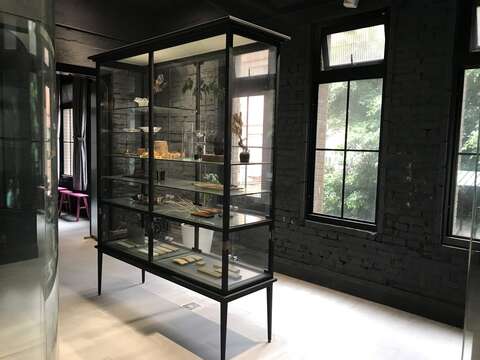 廈川玖肆二樓打造多功能藝文空間，舉辦策展，課程等藝文活動