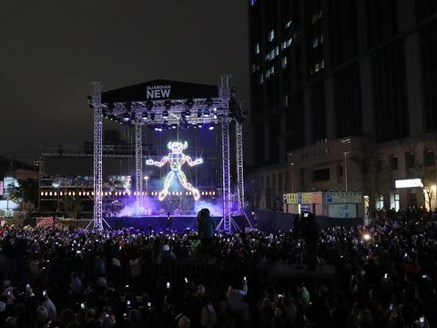 史上第一個會跳舞的主燈「NEW」是台北燈節有史以來的創舉，讓現場民眾目不轉睛