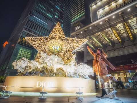 台北101-Dior 經典幸運星