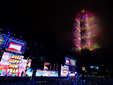 New Year’s Firework at Taipei 101