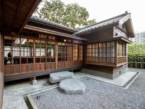 日式庭院讓人彷彿來到日本一樣