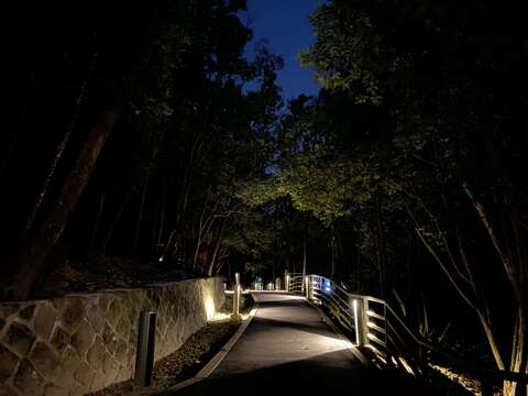 林間營位(夜間) 近距離體驗山的氣息
