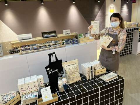 南京復興站Metro Shop捷運商品旗艦店