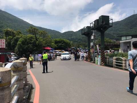現場會有員警進行交管