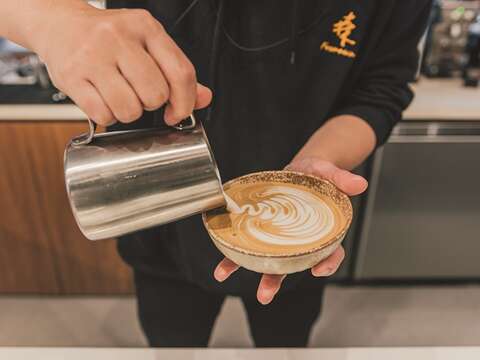 森高砂では多様なコーヒーの飲み方を考案し、台湾コーヒーのさらなる可能性を模索しています。