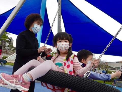 適合大人帶小朋友來放電