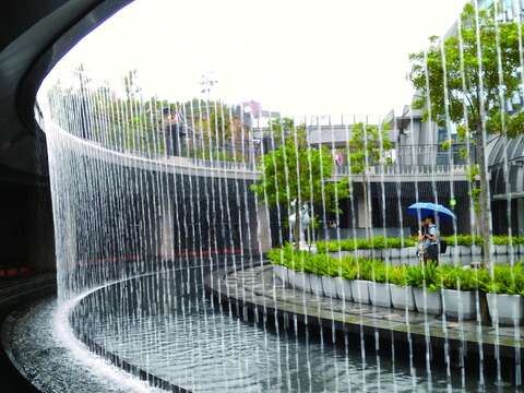 P_20150829_170713 [最大闊度 2400 最大高度 1800]