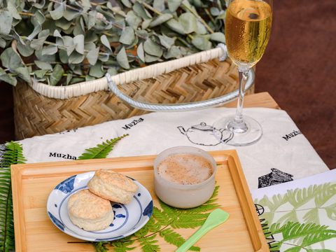木柵青農推出的「貓空甜點地圖」將吸引更多遊客上山按圖索驥、體驗「茶山系午茶」。(圖片來源：臺北市政府觀光傳播局)