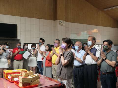 北市黃副市長擔任主祭，祈求風調雨順連年豐收(圖片來源：臺北市政府產業發展局)