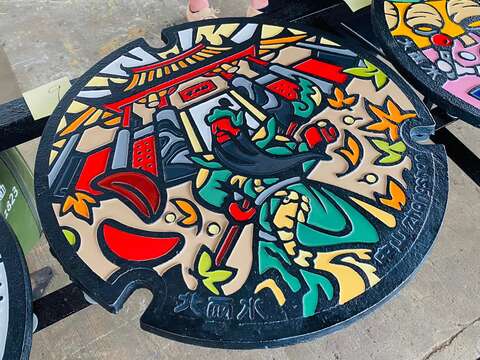 HEO to Hold Exhibition on 24 Limited Edition Manhole Covers at City Hall