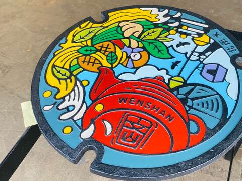 HEO to Hold Exhibition on 24 Limited Edition Manhole Covers at City Hall