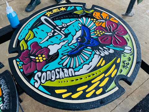 HEO to Hold Exhibition on 24 Limited Edition Manhole Covers at City Hall