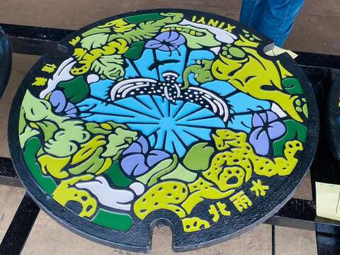 HEO to Hold Exhibition on 24 Limited Edition Manhole Covers at City Hall