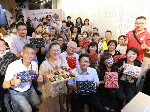 長官貴賓大合照(圖片來源：臺北市商業處)