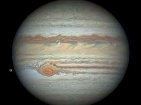2019年木星與IO衛星-攝影：王文益(圖片來源：臺北市立天文科學教育館)