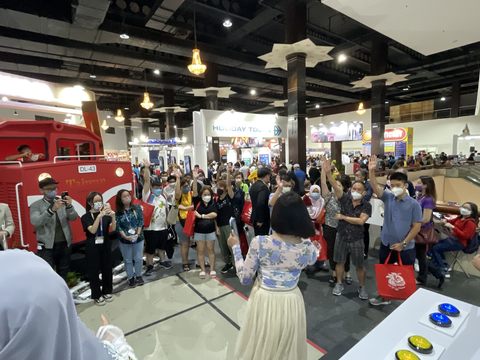 台北市展攤現場活動精彩，現場民眾熱情參與(圖片來源：台北市政府觀光傳播局)