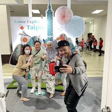 台北市觀光傳播局邀請馬來西亞百萬網紅Yana Samsudin共同分享台北旅遊經驗(圖片來源：台北市政府觀光傳播局)