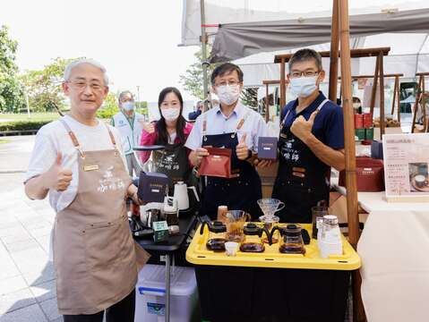 士林農會青農咖啡推廣(圖片來源：臺北市政府產業發展局)