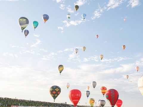 佐賀國際熱氣球節為亞洲規模最大的熱氣球活動，今年活動將有近100顆熱氣球參加。(圖片來源：台北市政府觀光傳播局).JPG