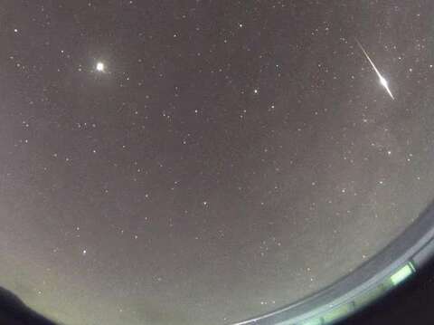 最神秘流星雨今年爆發，金牛座流星雨將達極大！(圖片來源：臺北市立天文科學教育館)