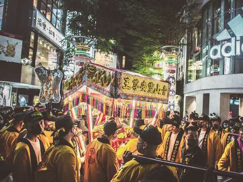 與神同行解災祈福　艋舺青山王祭(台北畫刊111年11月)