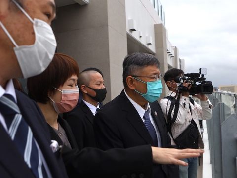 市長柯文哲將北市飯店轉型成果帶往沖繩在地主打「智能旅館 數位創新」的WBF集團旗下飯店進行交流。(圖片來源：臺北市政府觀光傳播局)