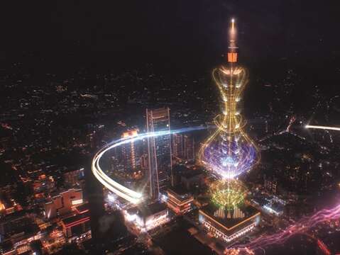 Xinyi Commercial District is themed “Lights of the Future” and the illumination paints Taipei 101 into a new shiny face.