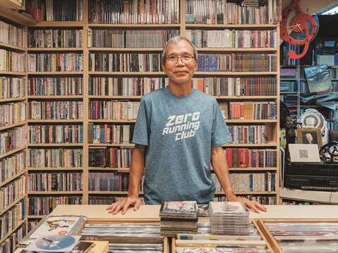 The owner of RK Record, Martin Ting, is renowned for his good eyes. He has been collecting records for nearly three decades.