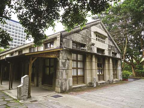松山文創園区は2023 台湾ランタンフェスティバルin 台北のメイン会場の一つで、見どころがさらに多くなってビジターに満足させるでしょう。