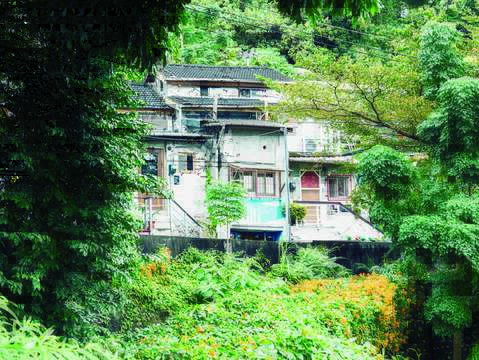 台北的文化地景在香港遊客眼中既獨特又有趣，例如寶藏巖便與在地擁有緊密連結，並非憑空生長出來的場域。（攝影／Liszt Chang）