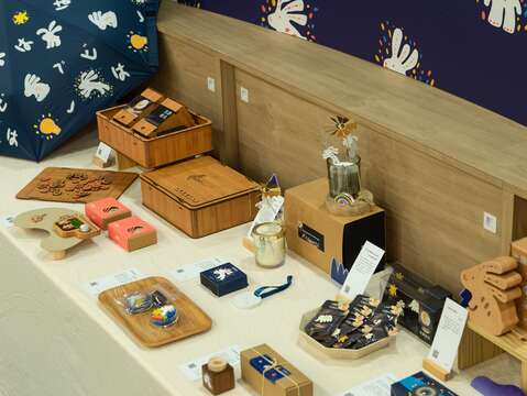 台灣燈會周邊商品展示(圖片來源：臺北市政府產業發展局)