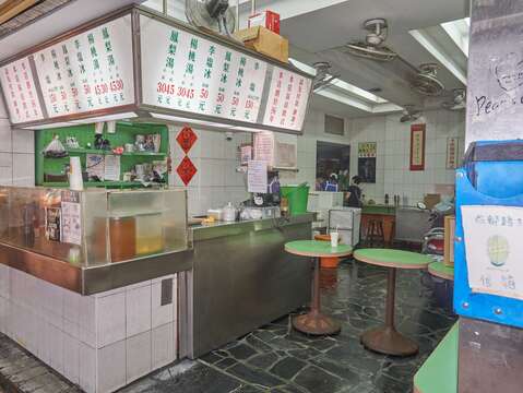 111年輔導店家-成都楊桃冰改造前風貌(圖片來源：臺北市商業處)