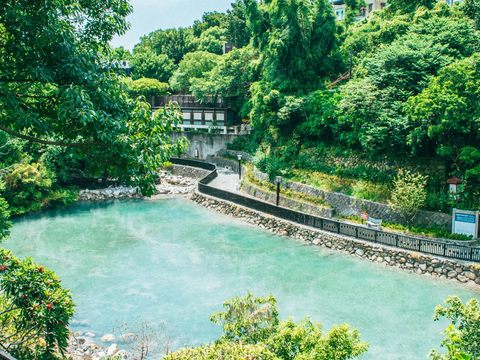 熱氣氤氳的地熱谷還有「玉泉谷」的美名。(圖片來源：臺北市政府觀光傳播局)