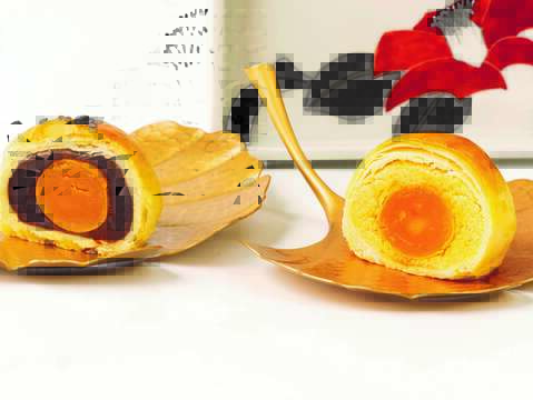 定番の卵黄ケーキは台北犁記の看板商品です。
