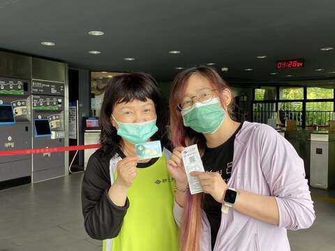 母親節親子同行 貓空纜車一日票買1送1(圖片來源：臺北大眾捷運股份有限公司)