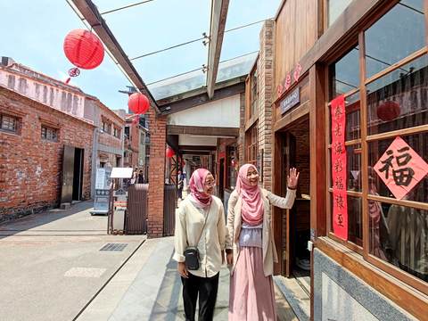 穆斯林旅客至剝皮寮參觀(圖片來源：臺北市政府觀光傳播局)