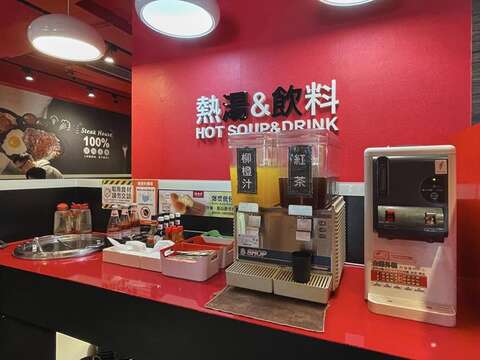 Taiwanese steak restaurants often offer corn soup and beverages infused with Taiwanese flavors, enhancing the dining experience.