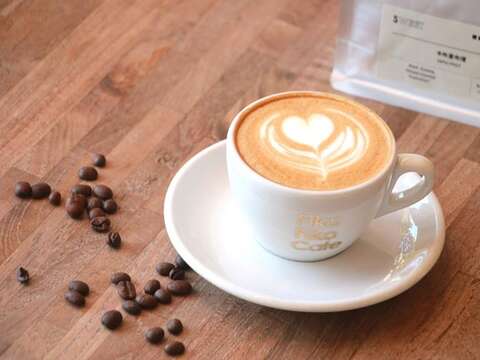 Fika Fikaの最も人気のあるカプチーノは、独自のハウスブレンド豆であるカプリプリから作られています。(写真‧Fika Fika Cafe)