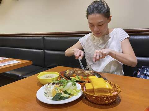 台湾の鉄板ステーキはここでしか食べられない特別な味なので、ぜひ一度試してみてください。