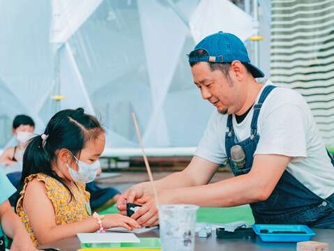 臺北兒童藝術節舉辦工作坊、音樂舞蹈表演等多元活動,為大、小朋友帶來豐富的藝文盛宴。(攝影/蔡耀徵)