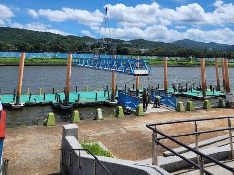 啟動河濱撤離作業(圖片來源：臺北市政府工務局水利工程處)