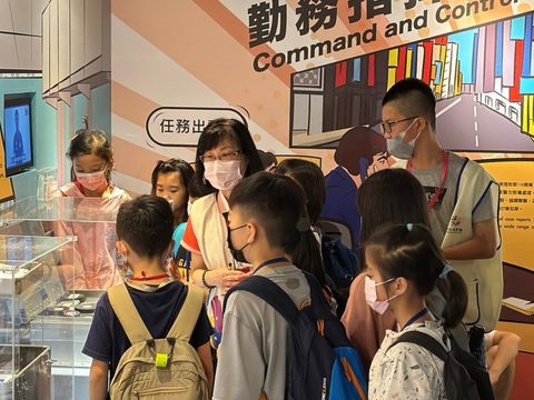 小志工研習營結合台北波麗士特展主題(圖片來源：臺北市政府觀光傳播局)