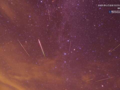 穿越秋季仙后座銀河的英仙流星雨施勇旭(圖片來源：臺北市立天文科學教育館)