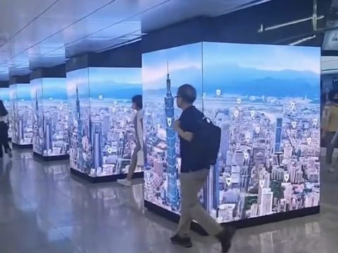 「台北都市光回廊」が9/6まで ソウル地下鉄江南駅に登場！