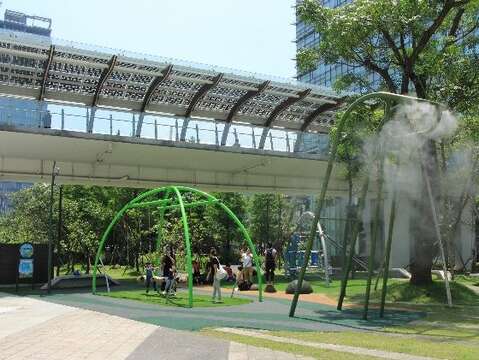 三重世貿公園(圖片來源：臺北市政府工務局公園路燈工程管理處)